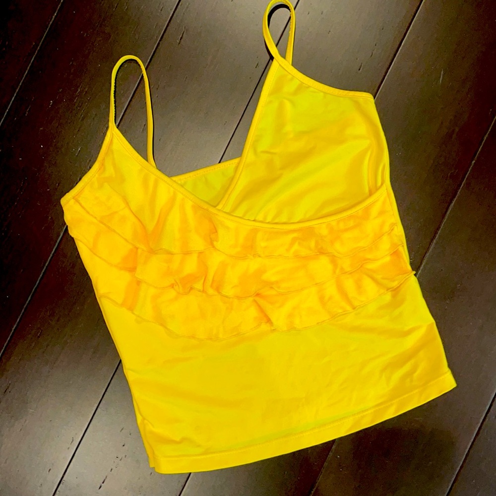 Yellow tank top with frills